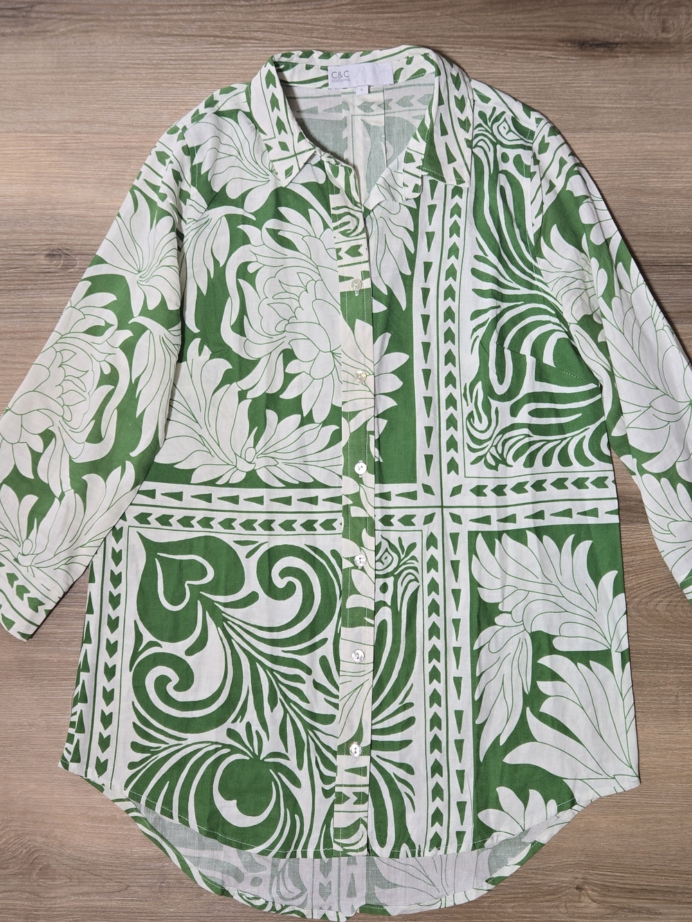 C&C Linen California Green Floral Print Button-Up Shirt